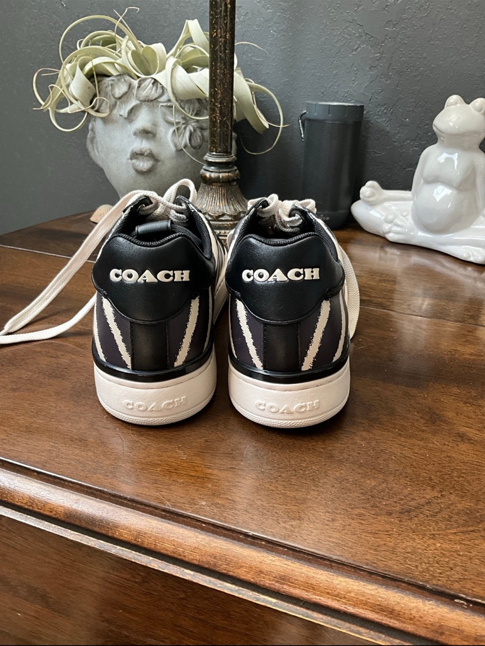Coach Lowline Zebra Print Shoe size 9.5B NO BOX - Picture 6 of 8